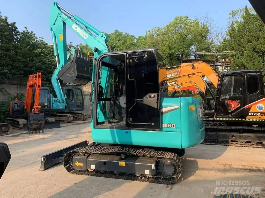 Kobelco SK80D Средни екскаватори 7т - 12т