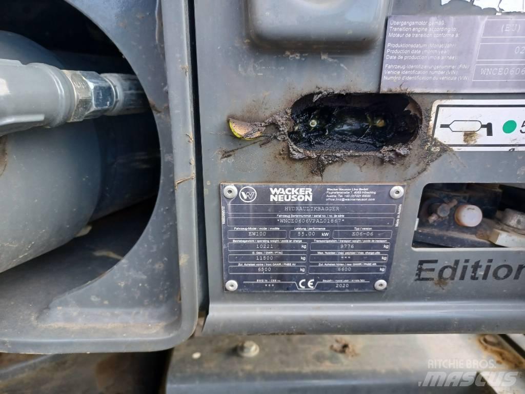 Wacker Neuson EW100 Колесни екскаватори