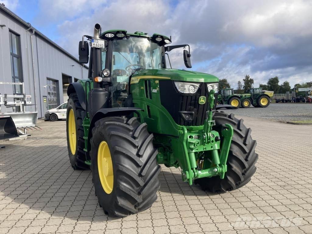 John Deere 6M240 Трактори
