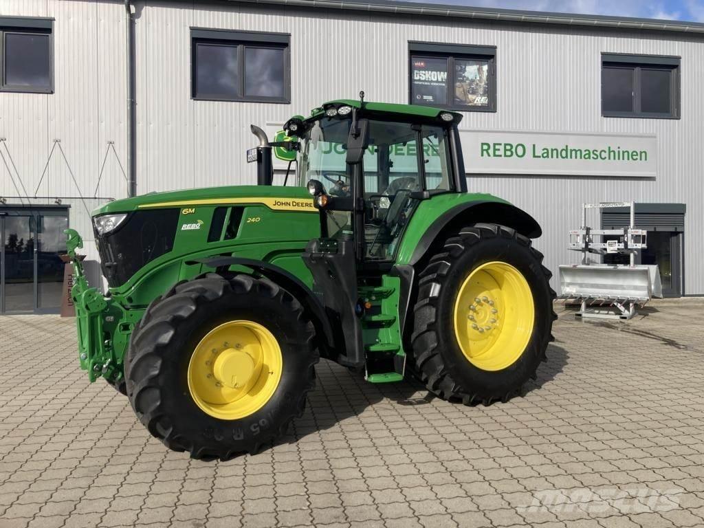 John Deere 6M240 Трактори