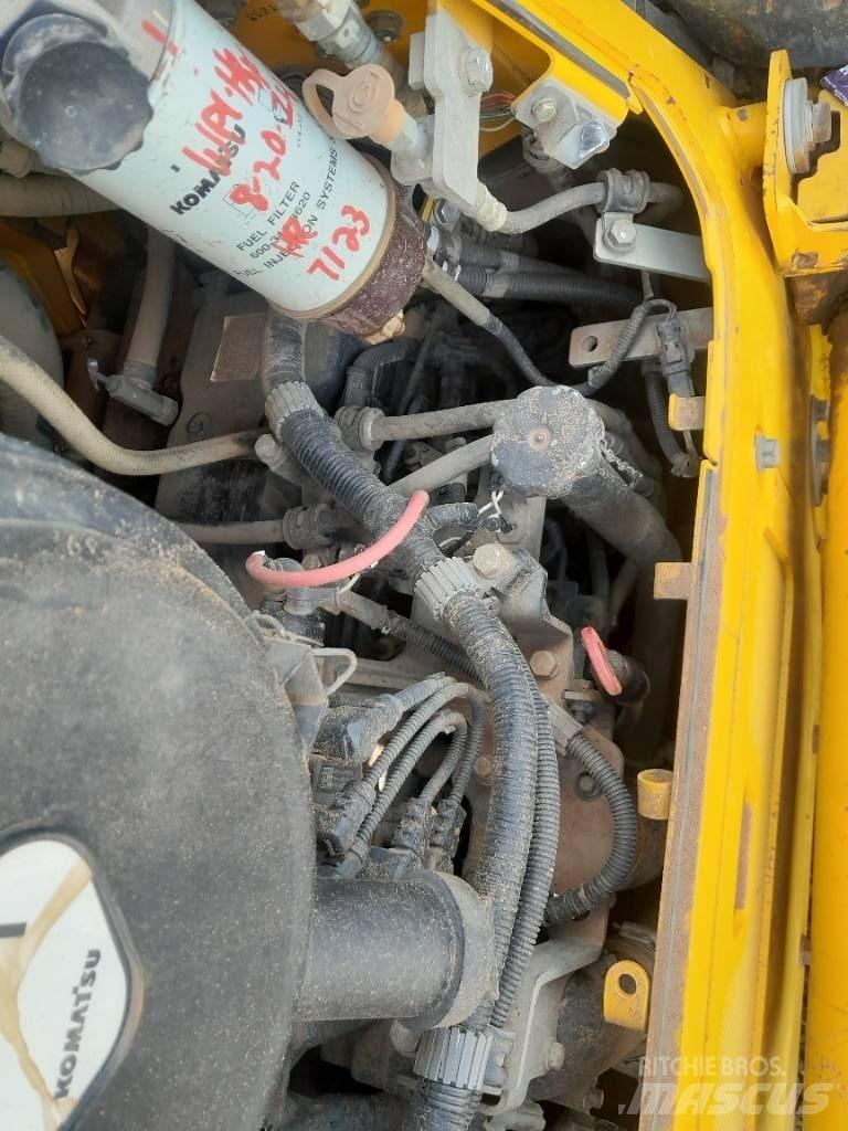 Komatsu D61 PX-24 Верижни булдозери
