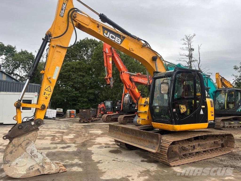 JCB JZ140 with blade Верижен екскаватор