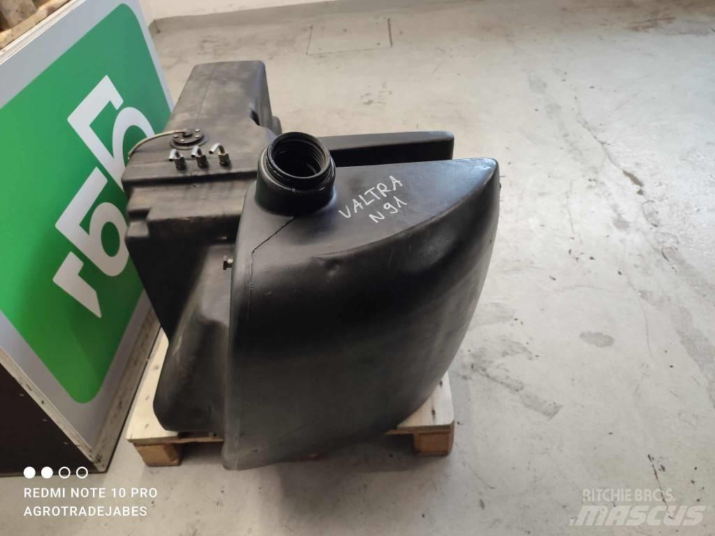 Valtra N91 Fuel Tank Кабина