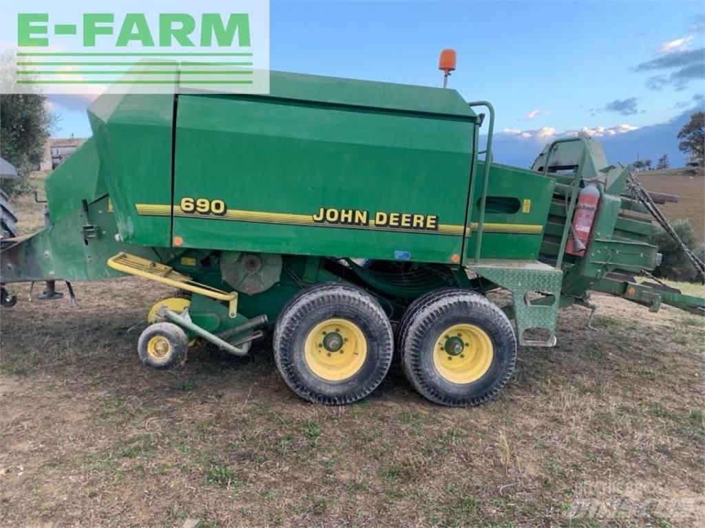 John Deere 690 Балопреси квадратни
