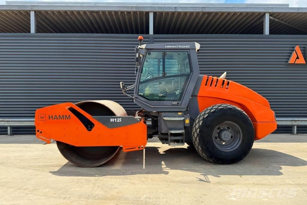Hamm H 12I Еднобарабанни ролки
