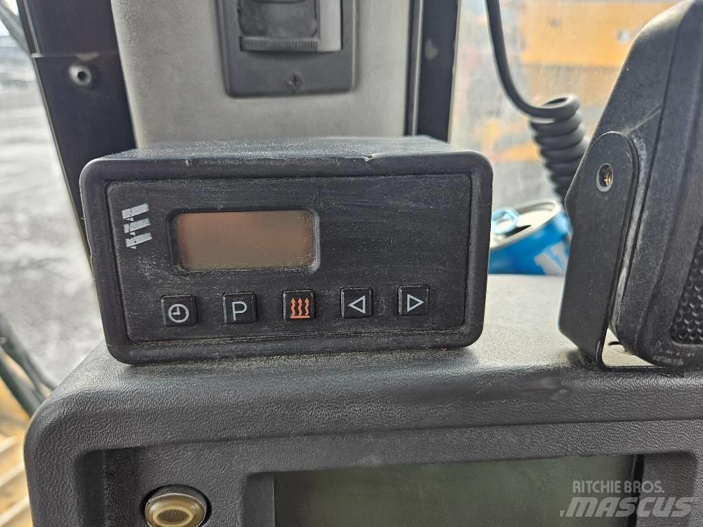 CAT D 8 T Верижни булдозери
