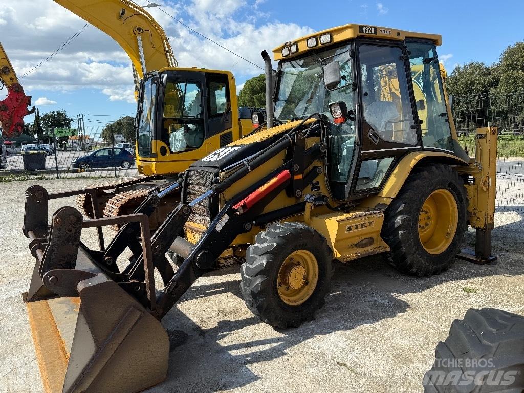 CAT 432 D 4x4 Товарач със заден ексватор