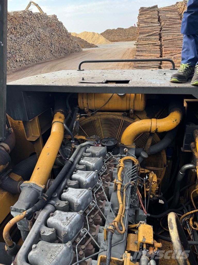 Liebherr A 954 B HD Оператори на отпадъци/индустрия
