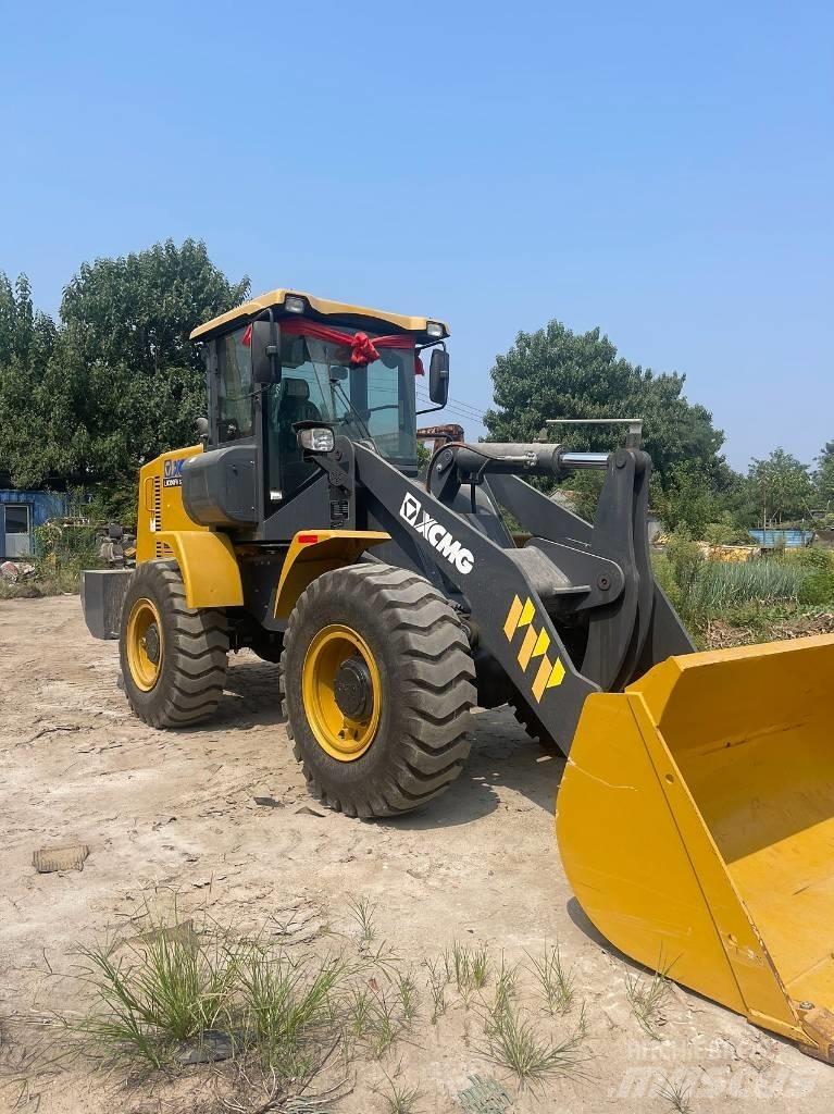 XCMG LW 300 FV Колесни товарачи