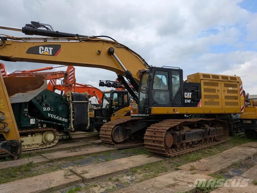 CAT 374F Верижен екскаватор
