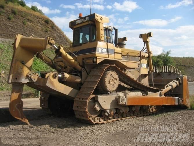 CAT D9R Верижни булдозери
