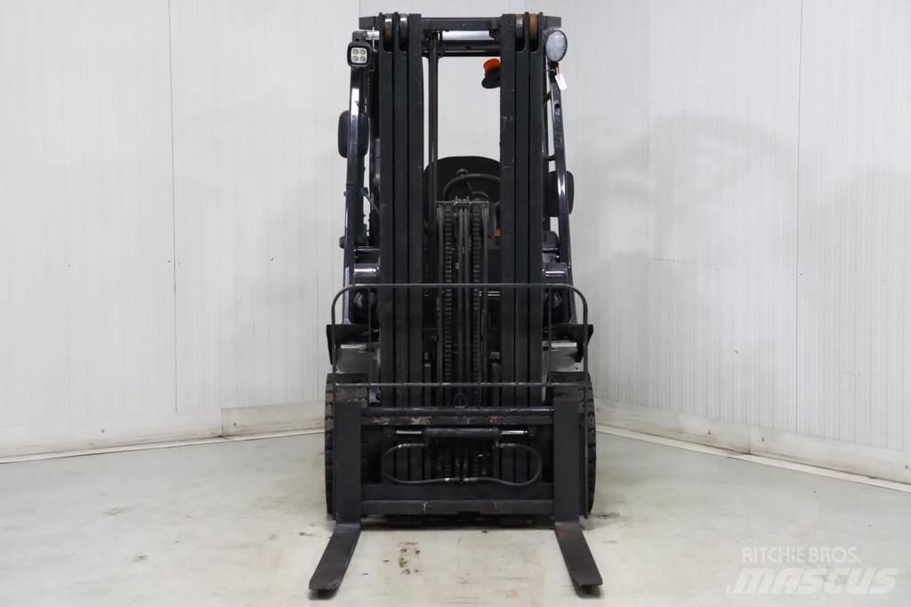 Nissan U1D2A20LQ Камиони с АГУ