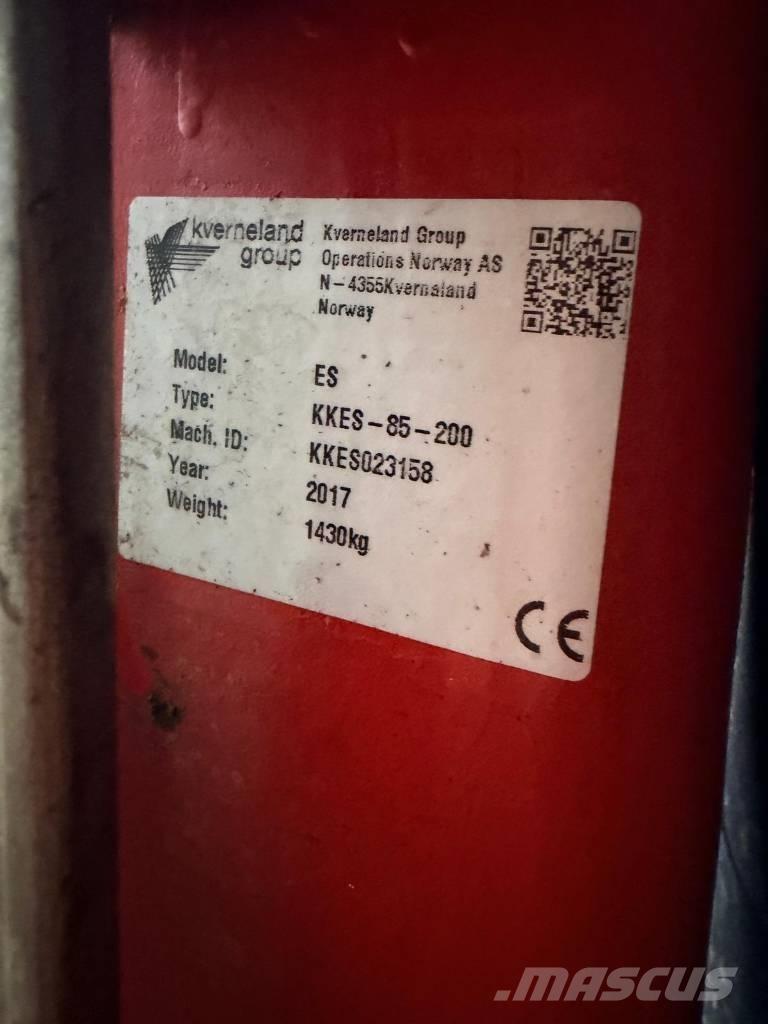 Kverneland ES85 Реверсивни плугове