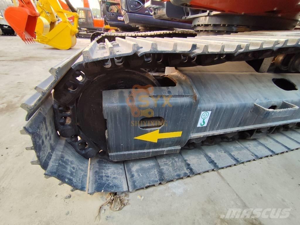 Doosan DX 225 LC Верижен екскаватор