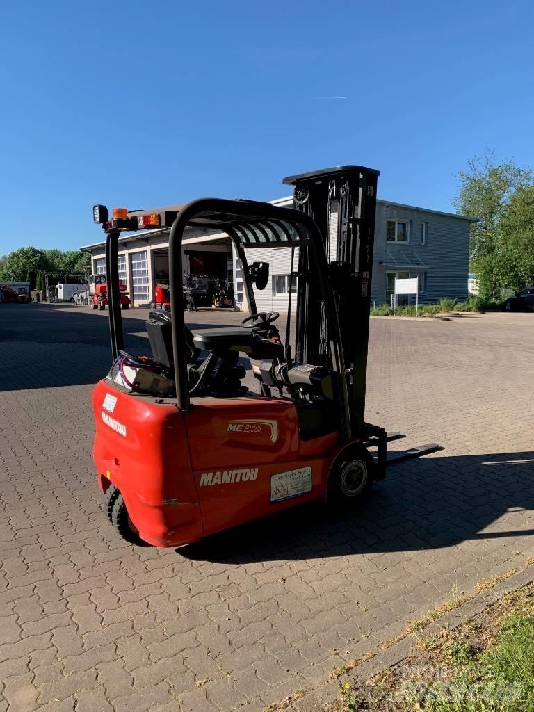 Manitou ME318 Електрически вилични кари-повдигачи