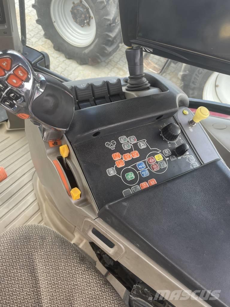 Case IH Maxxum 130 Трактори