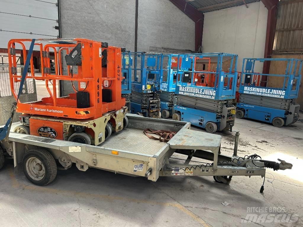 JLG 1230 ES Вертикални мачтови повдигачи
