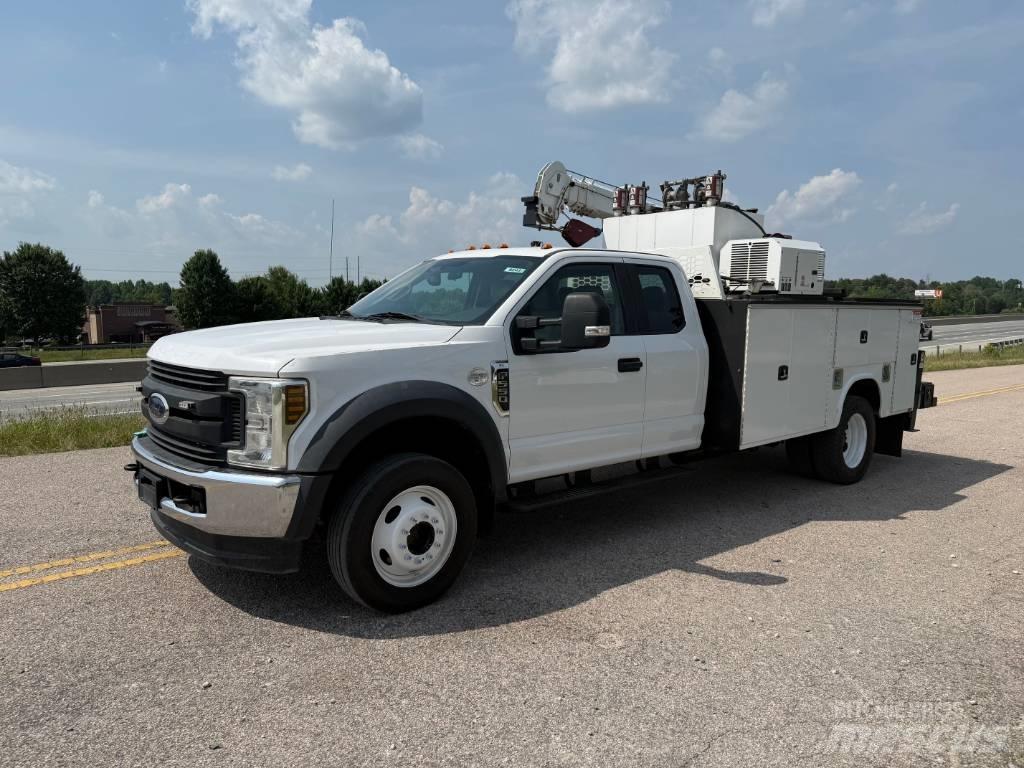 Ford F 550 XL SD Общински/универсални превозни средства
