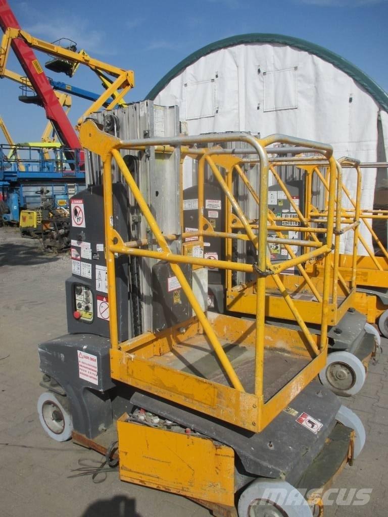 JLG Toucan Junior 8 Вертикални мачтови повдигачи
