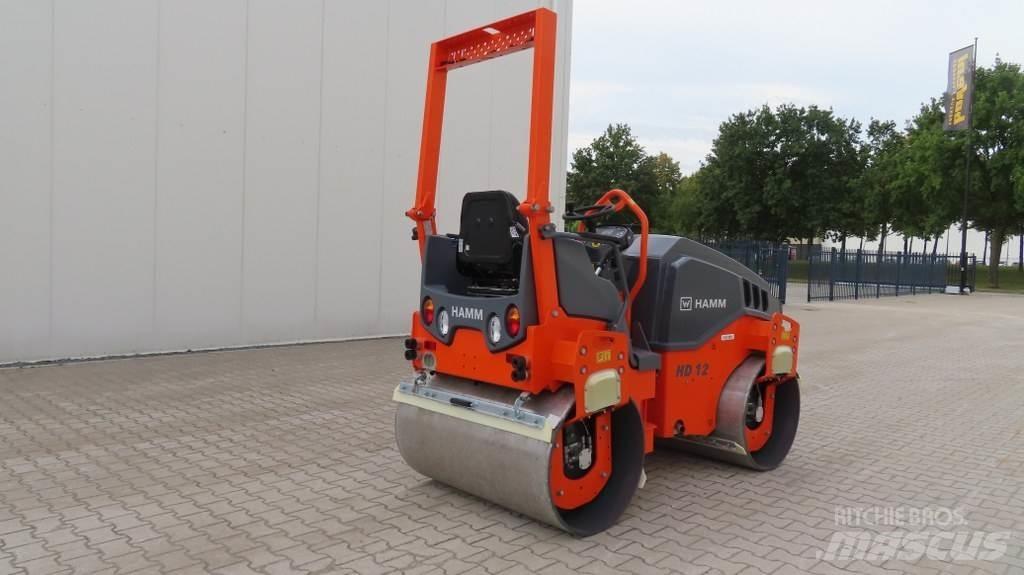 Hamm HD 12 VV Двойни барабанни ролки
