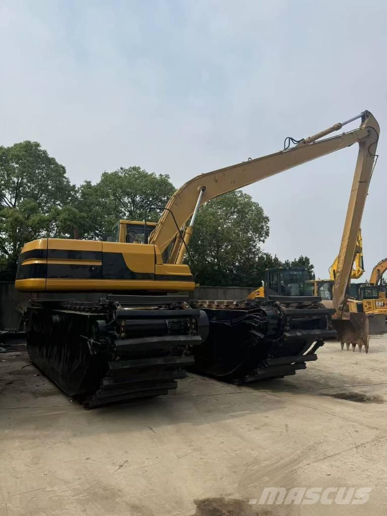 CAT 320 B Багери амфибии