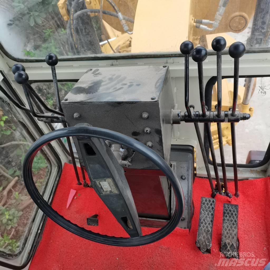 CAT 140 K Грейдери