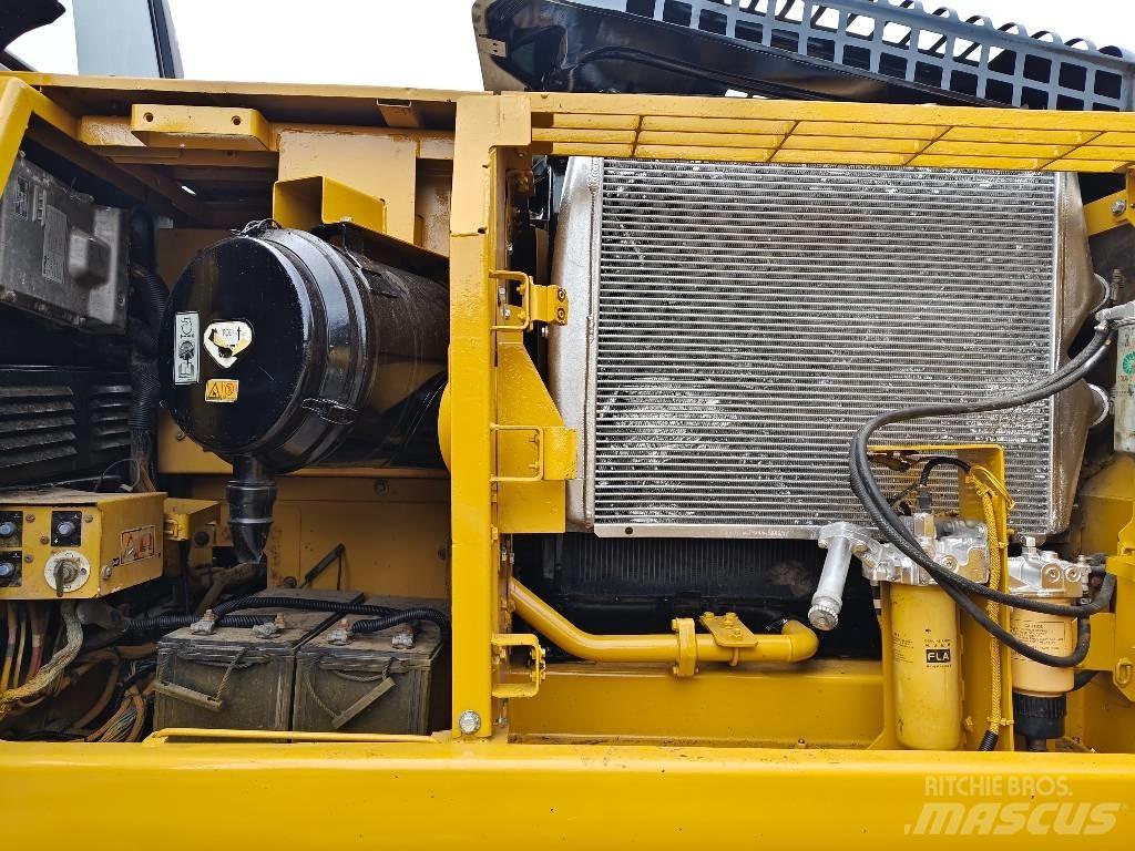 CAT 330 D2 L Верижен екскаватор