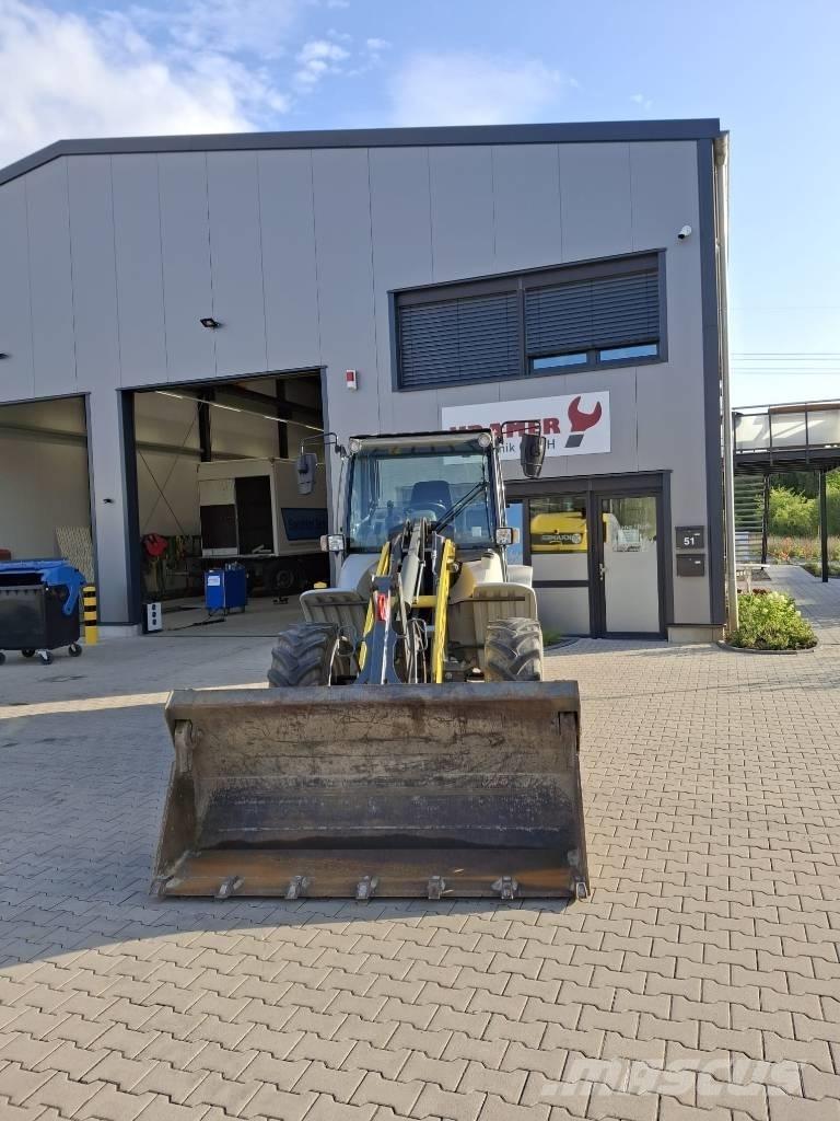 Kramer 8115 Колесни товарачи