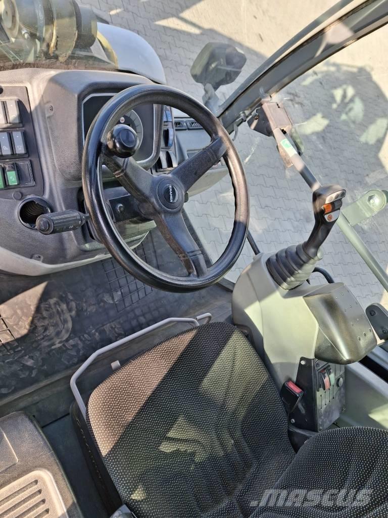 Kramer 8115 Колесни товарачи