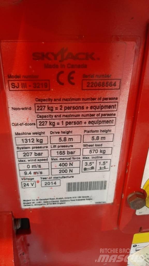 SkyJack SJIII 3219 Ножични работни платформи