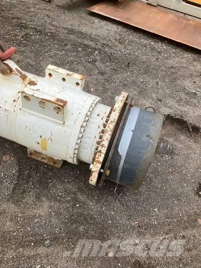 IHC System S40 Хидравлични чукове за набиване