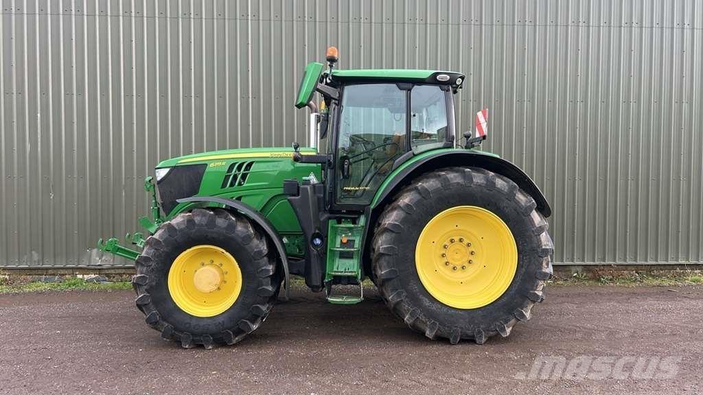 John Deere 6215R Трактори