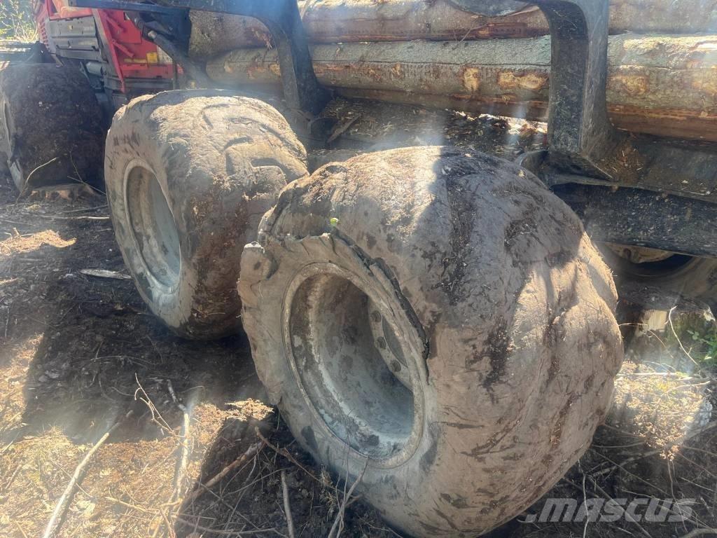 Komatsu 845 Форуардери