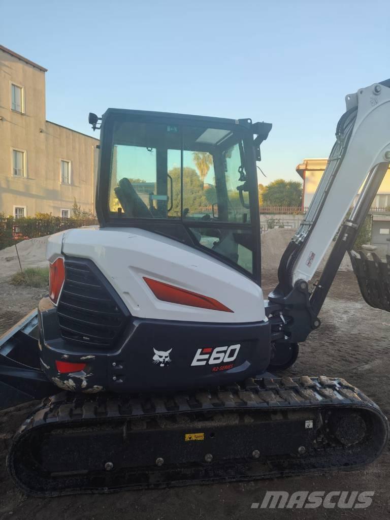 Bobcat E60 Мини екскаватори < 7 т