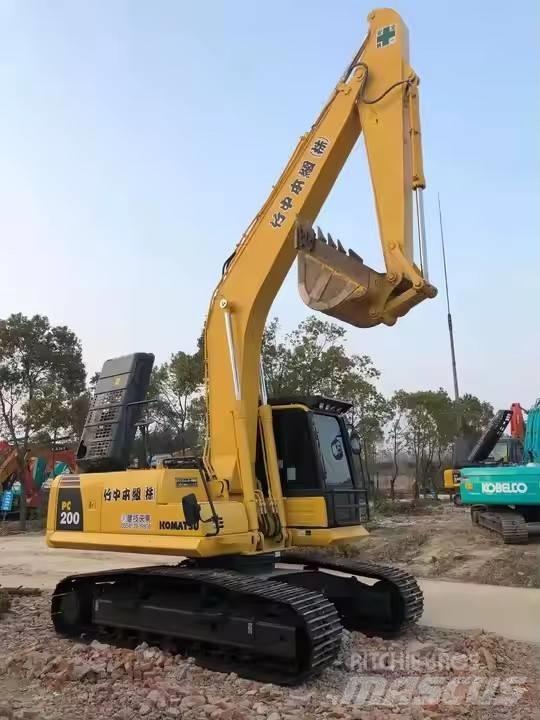 Komatsu PC200-8 Верижен екскаватор