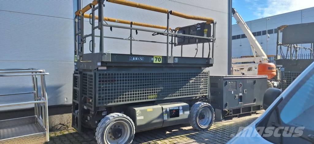 JLG M 3369 Ножични работни платформи