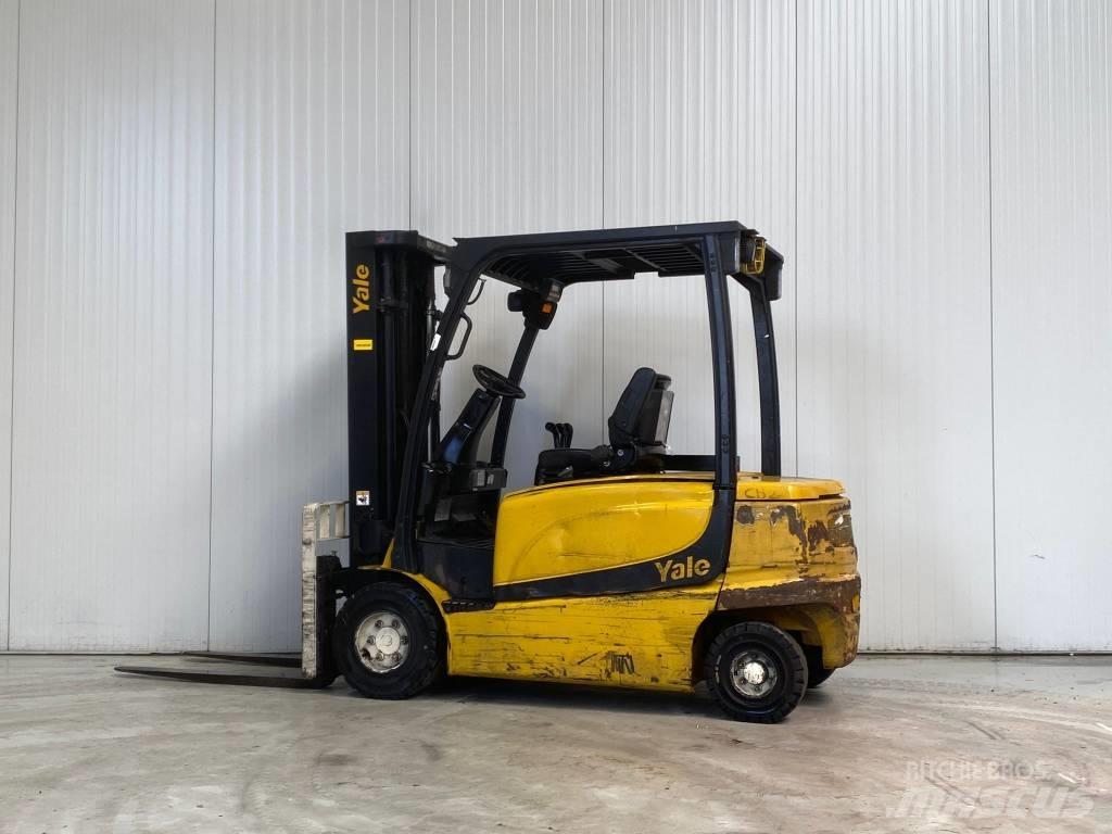 Yale ERP35VL Електрически вилични кари-повдигачи