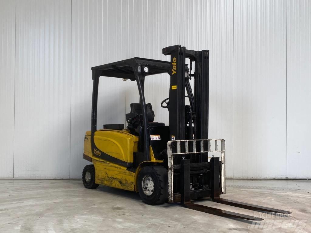 Yale ERP35VL Електрически вилични кари-повдигачи