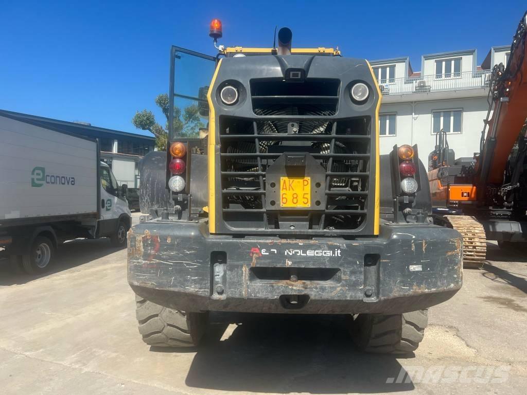 Komatsu WA 320-8 Обработка на материали - други