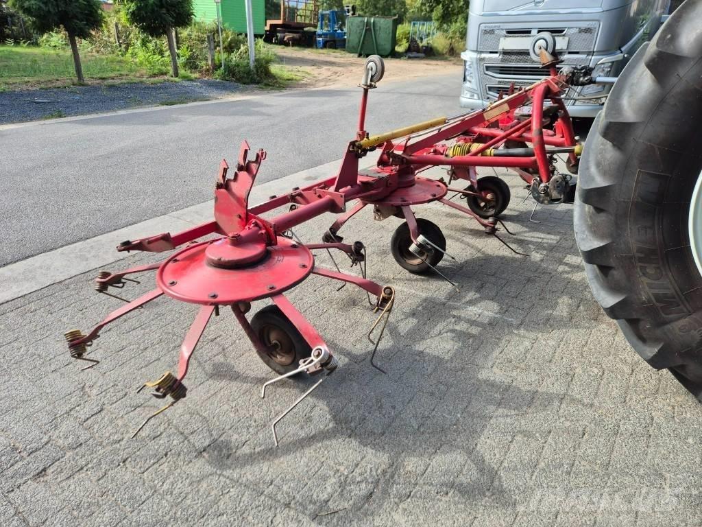 Lely Lotus 600 Гребла и сенообръщачки