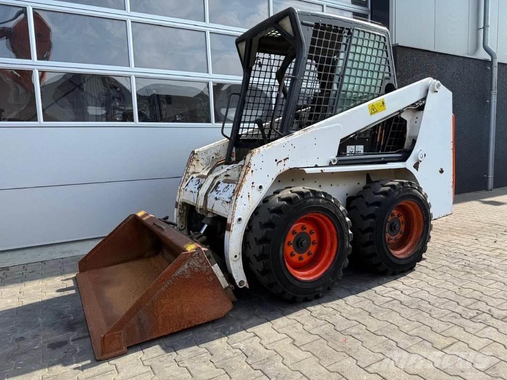 Bobcat S130 Мини товарачи
