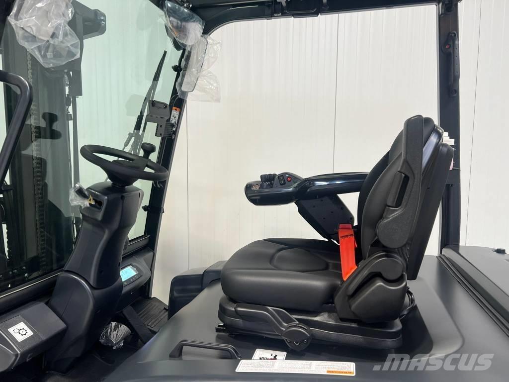 Bobcat B25X-7 PLUS Електрически вилични кари-повдигачи