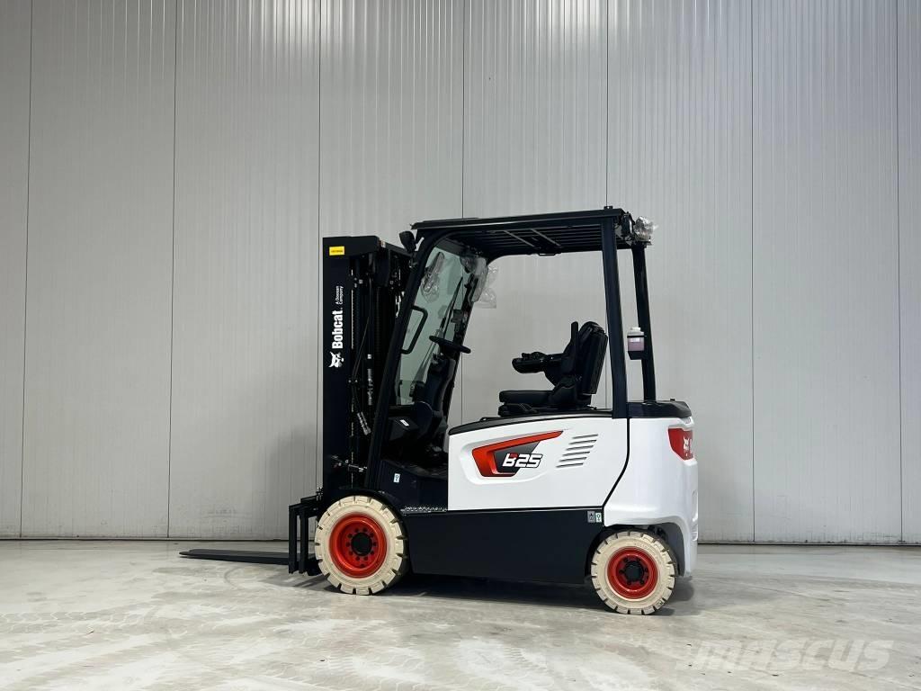 Bobcat B25X-7 PLUS Електрически вилични кари-повдигачи