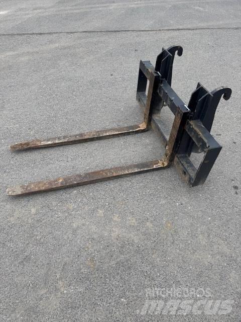 JCB 406 Колесни товарачи