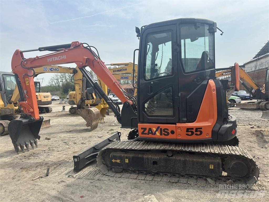 Hitachi ZX55 Мини екскаватори < 7 т