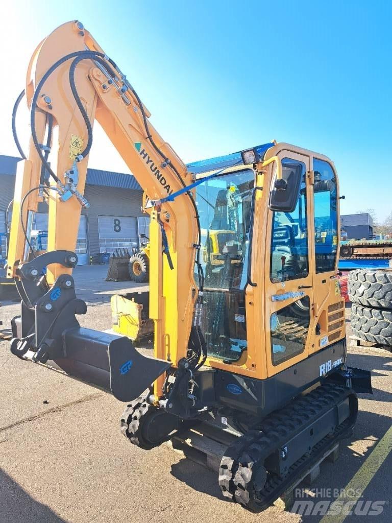 Hyundai R18-9AK Мини екскаватори < 7 т