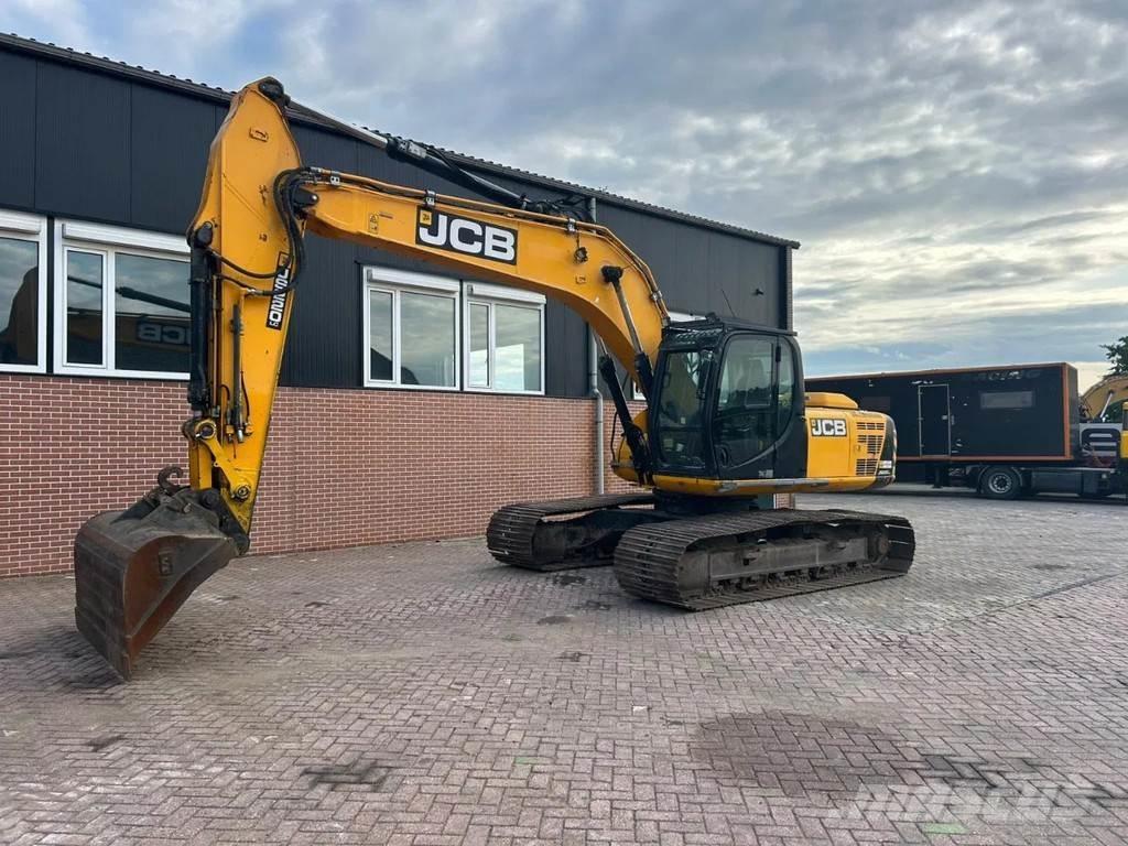 JCB JS220LC Верижен екскаватор