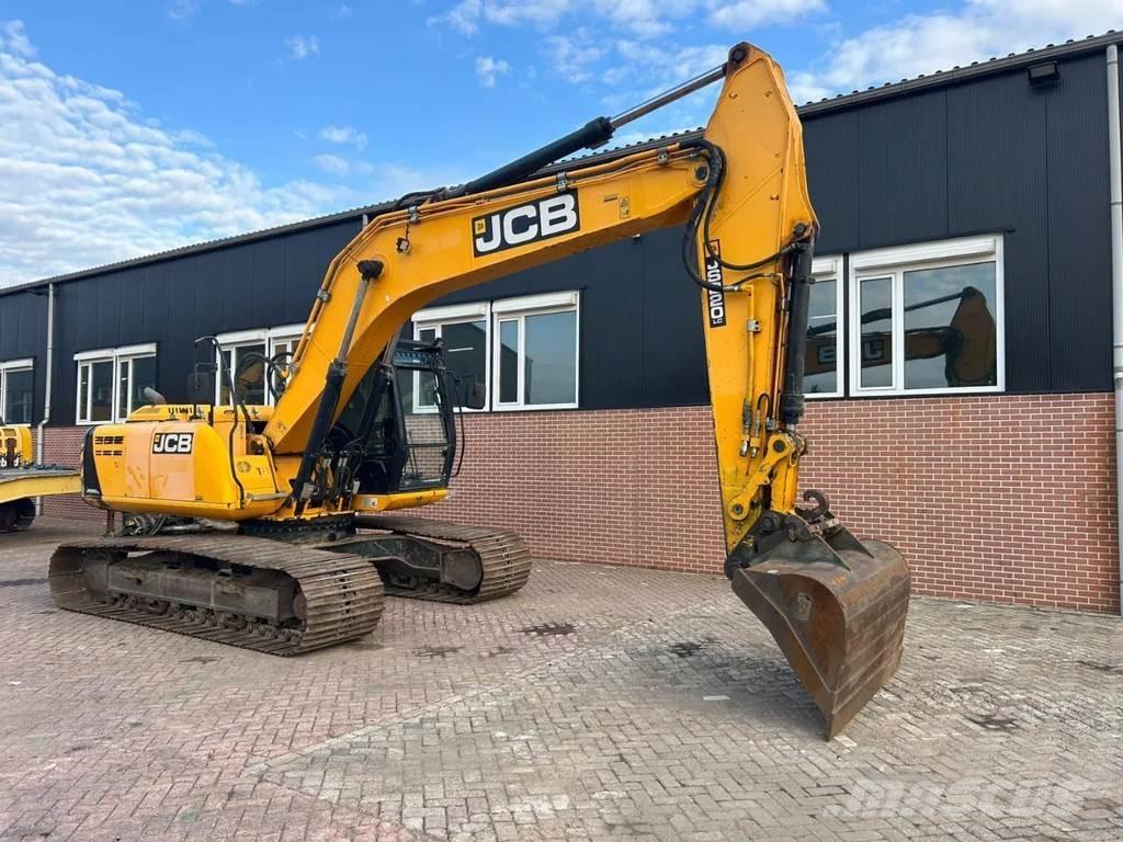 JCB JS220LC Верижен екскаватор
