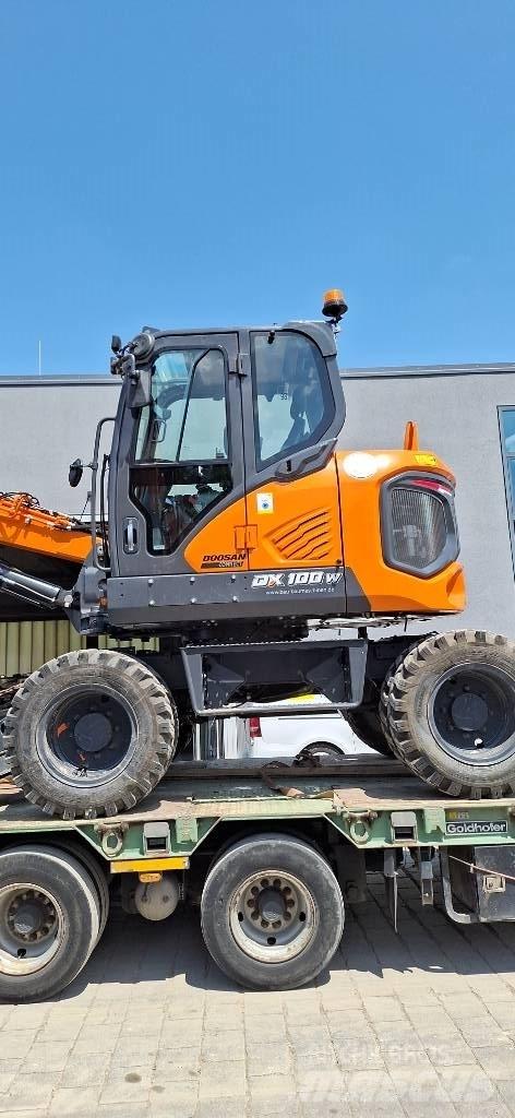 Doosan DX 100 W-7 Колесни екскаватори