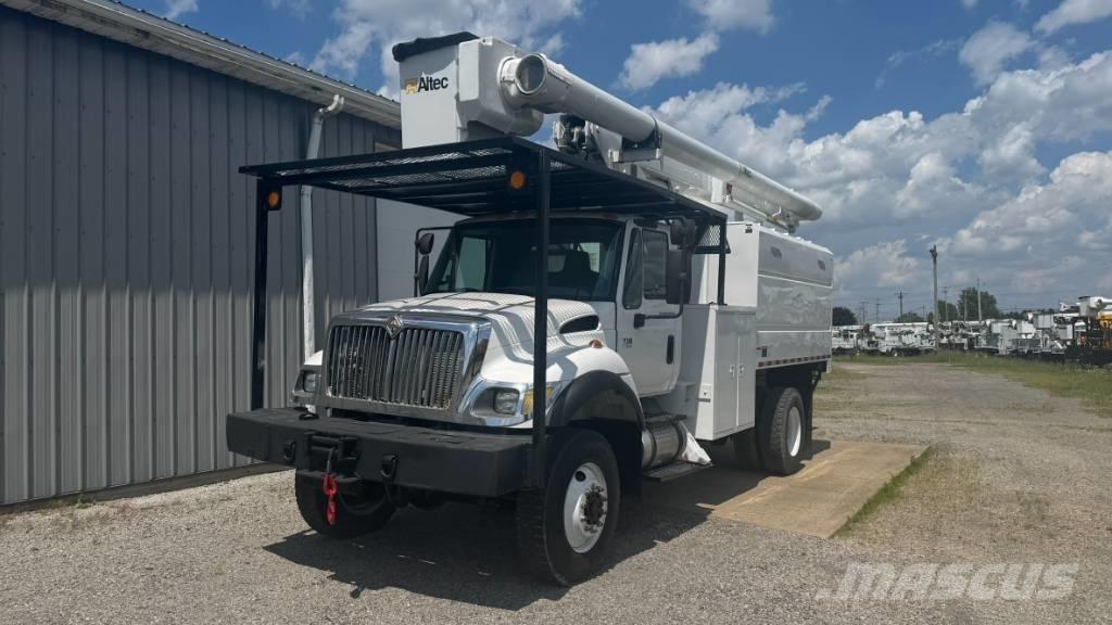 Altec LRV55 Моторизирани платформи с талига